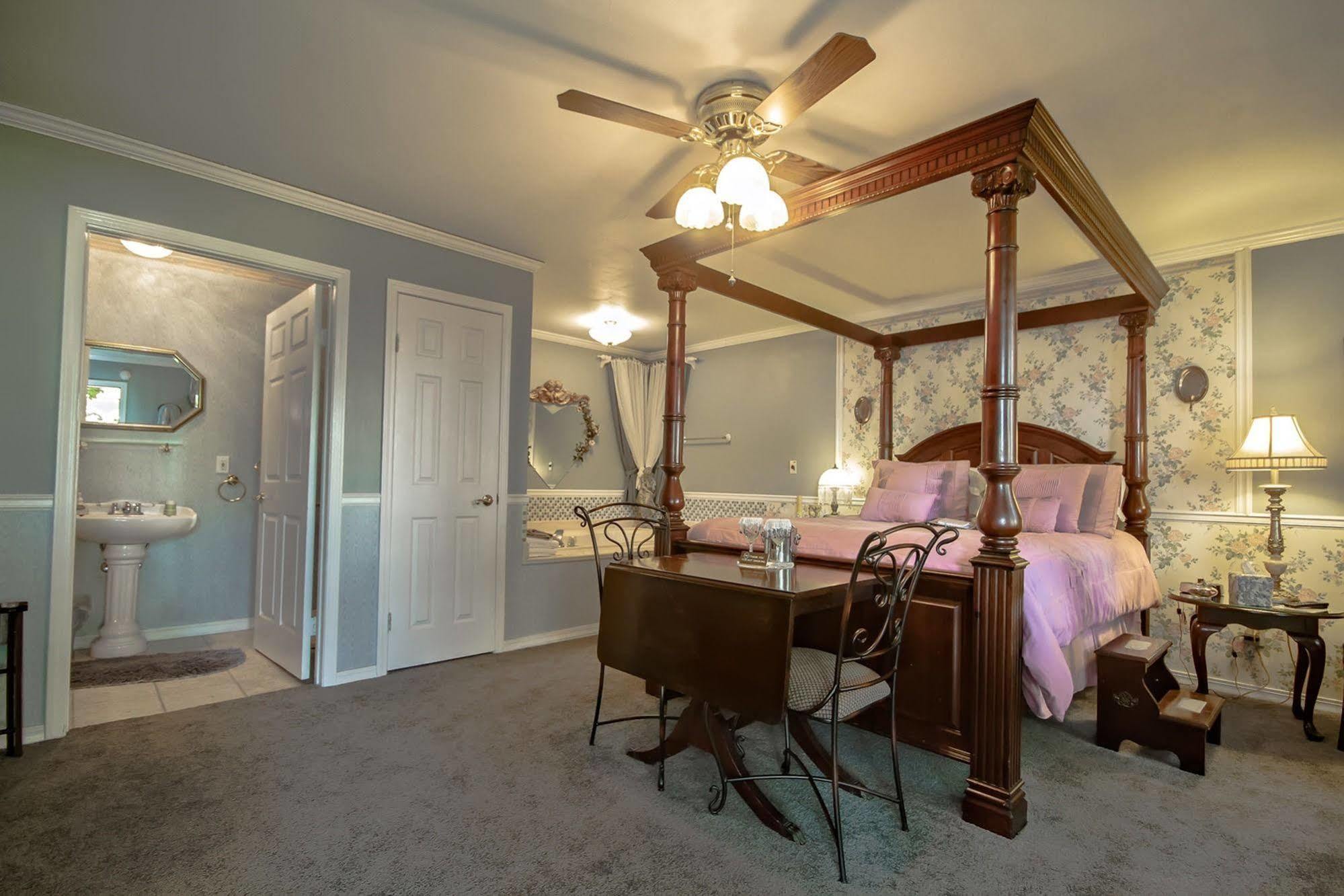 Dickey House Bed And Breakfast Marshfield Buitenkant foto